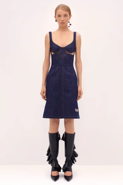 Look 16